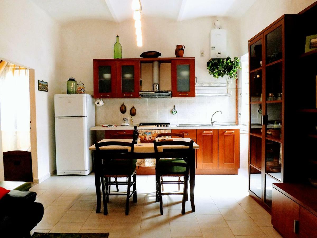 Centralissimo Nel Cuore Del Borgo 苏韦雷托 外观 照片